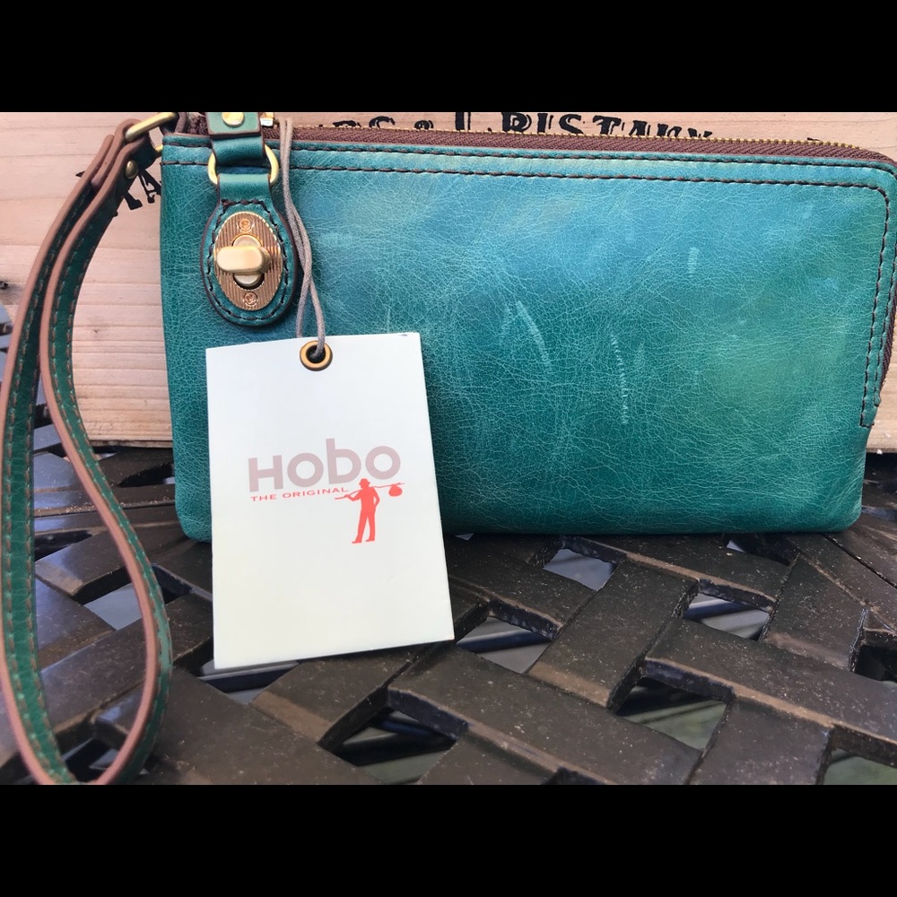 Wristlet